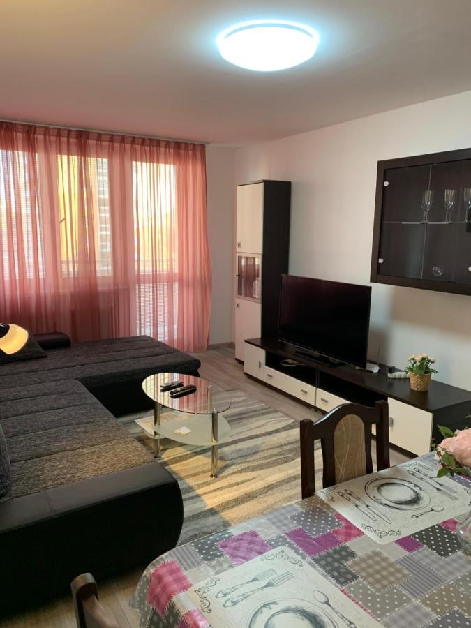Apartament Tt10 Botanicka Trnava Exterior foto