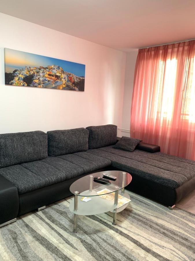 Apartament Tt10 Botanicka Trnava Exterior foto