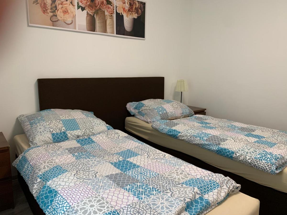 Apartament Tt10 Botanicka Trnava Exterior foto