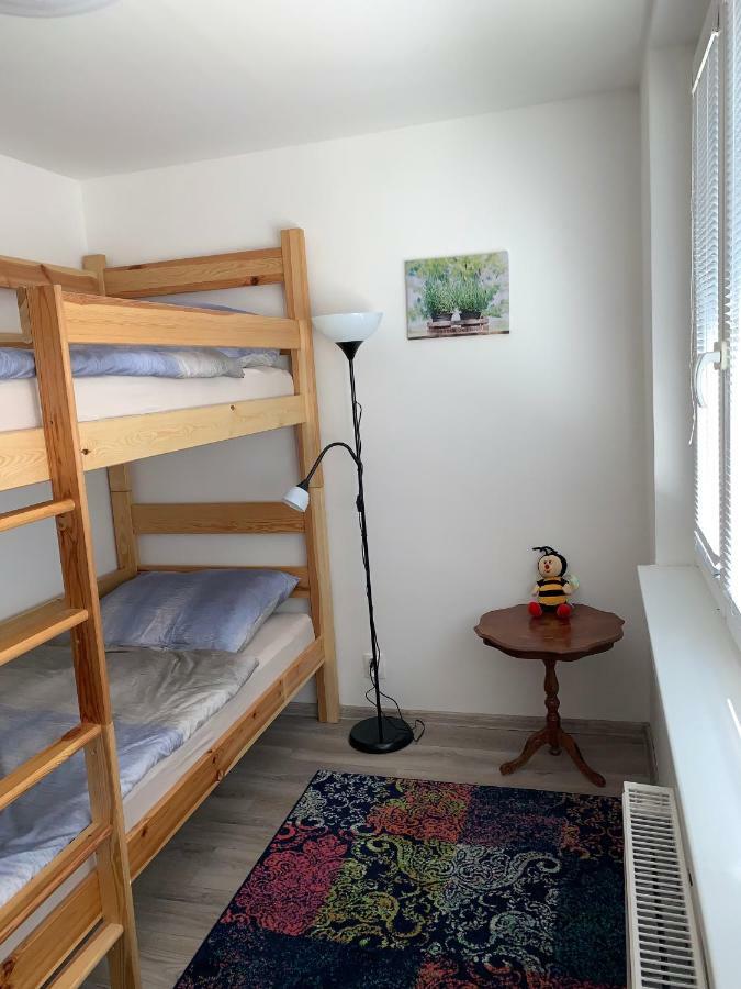 Apartament Tt10 Botanicka Trnava Exterior foto